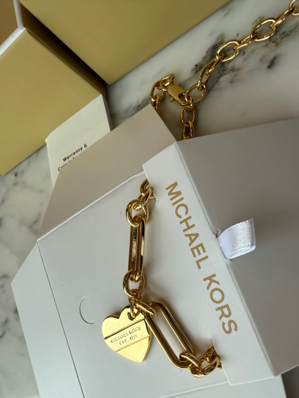 New Michael Kors Heart Necklace - Picture 14 of 16